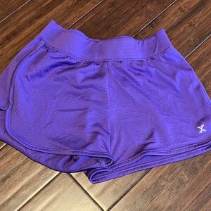 Xersion Kids Athletic Shorts in Purple